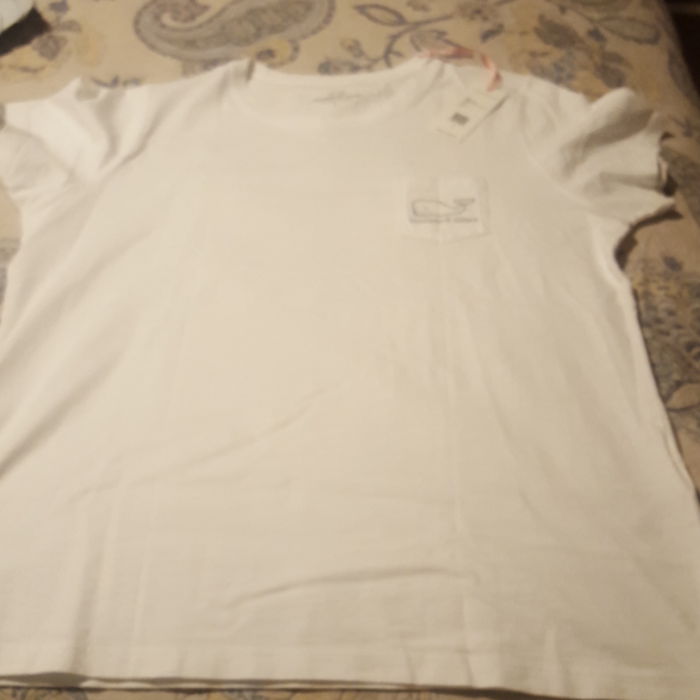 Vineyard vines tshirt
